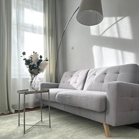 Spacious Apartment, 3 Min To U1 Reumannplatz Vienna Esterno foto
