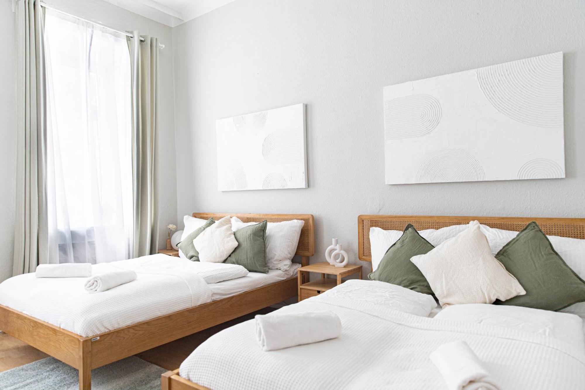Apartament Spacious Apartment, 3 Min To U1 Reumannplatz