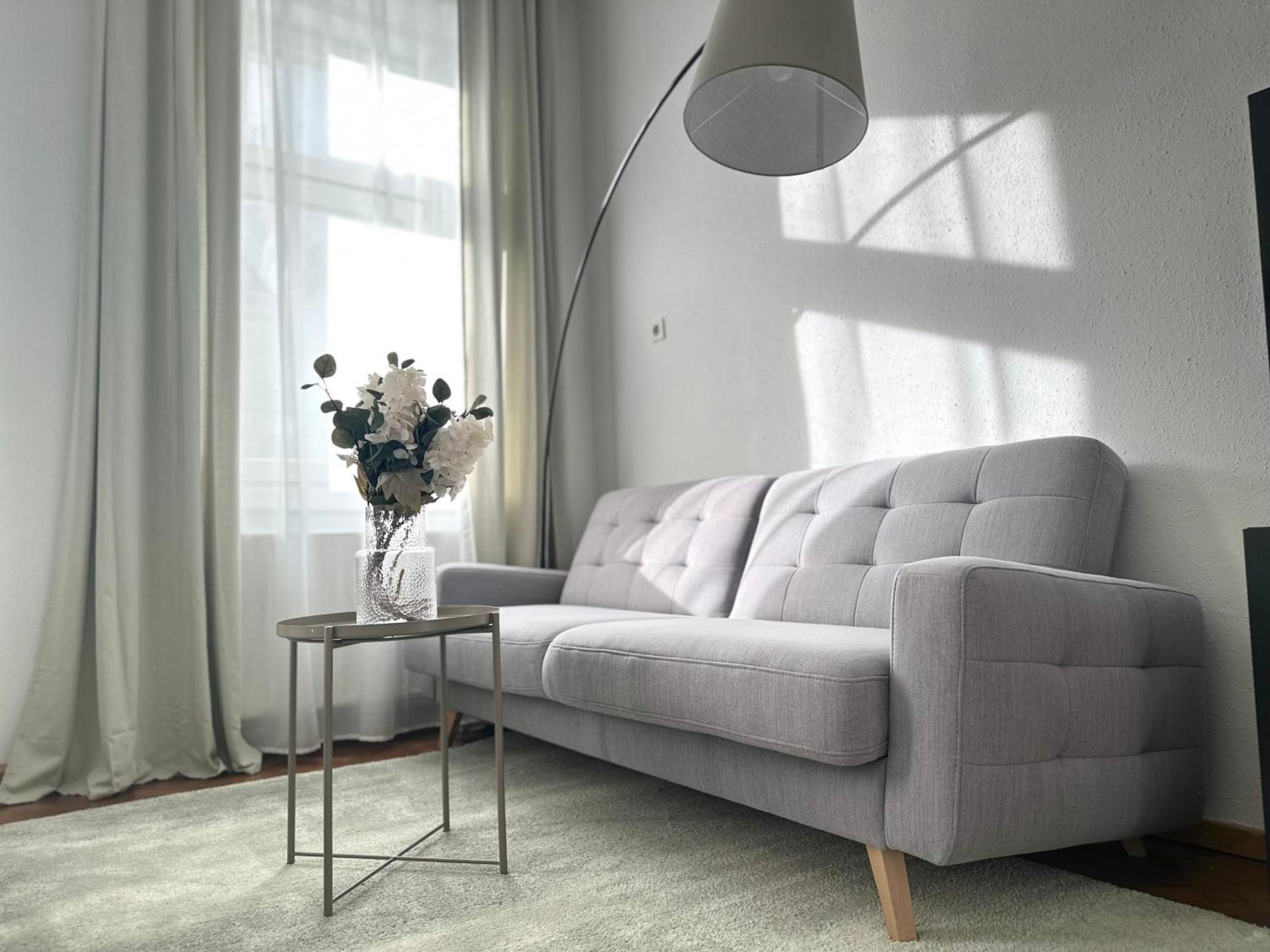 Spacious Apartment, 3 Min To U1 Reumannplatz * Vienna