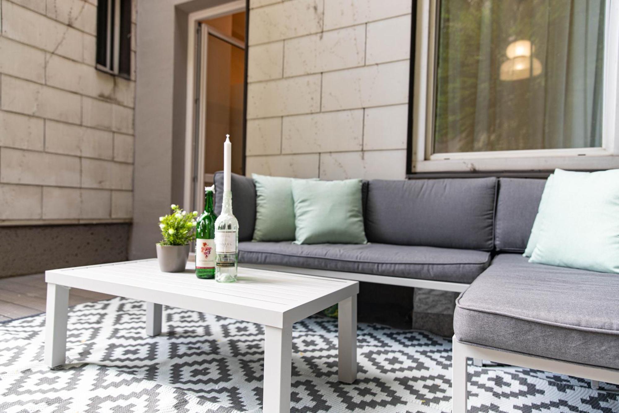 Spacious Apartment, 3 Min To U1 Reumannplatz Appartamento Vienna